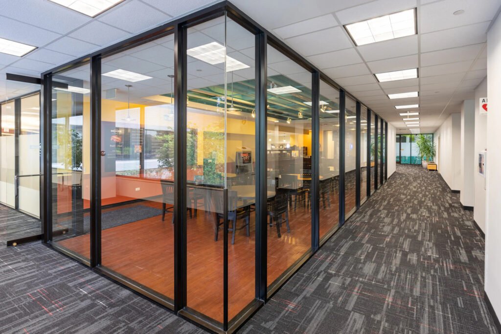 1901 s meyers rd oakbrook terrace il dining 11 largehighdefinition copy